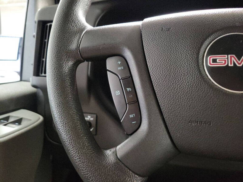2017 GMC Savana 2500