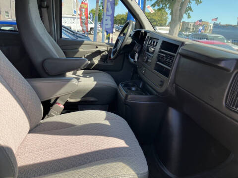 2011 Chevrolet Express LT 3500