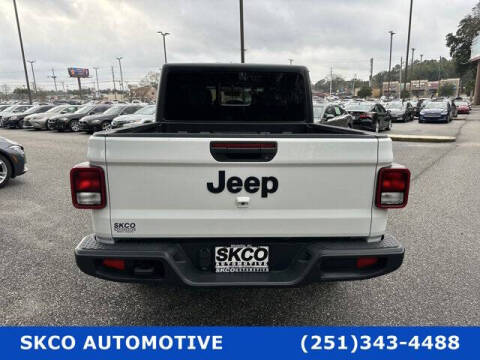 2023 Jeep Gladiator Sport S