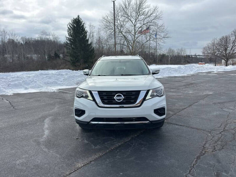 2020 Nissan Pathfinder S