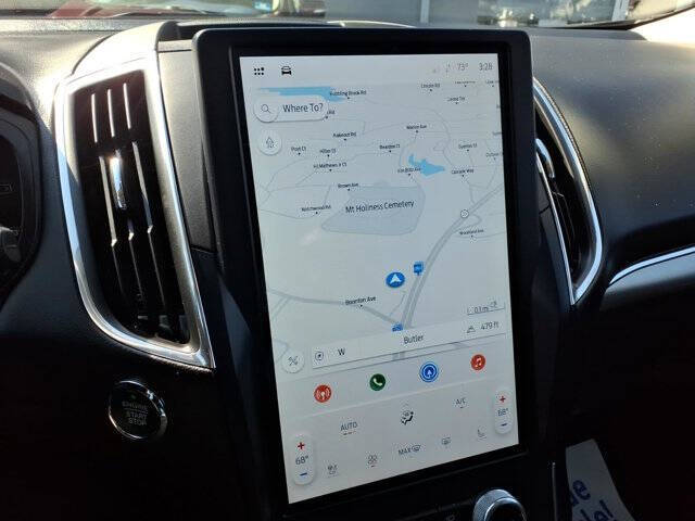 2023 Ford Edge Titanium