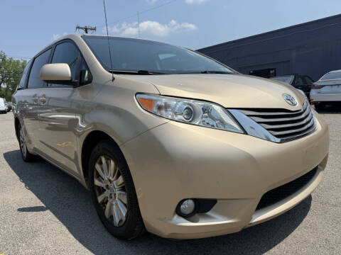 2011 Toyota Sienna XLE 7-Passenger