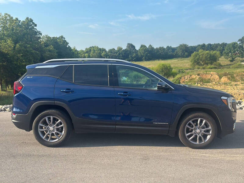 2023 GMC Terrain SLT