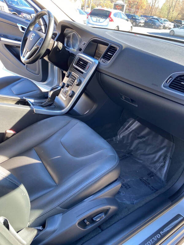 2015 Volvo V60 T5 Premier