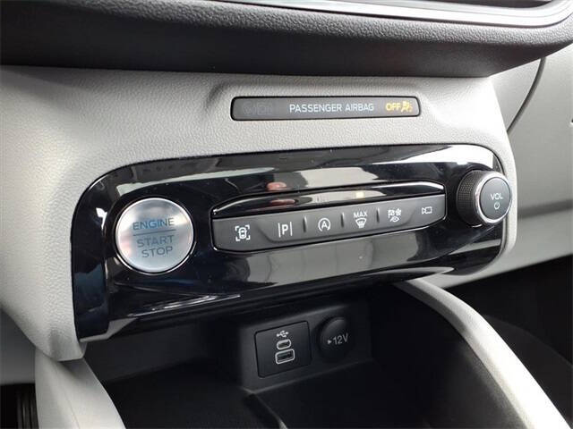 2026 Ford Escape Platinum