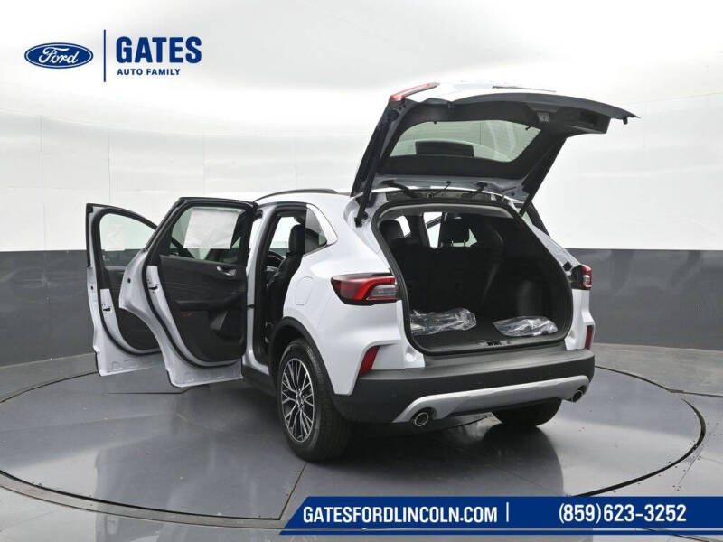 2025 Ford Escape Plug-In Hybrid PHEV