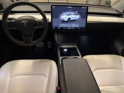 2023 Tesla Model Y Performance