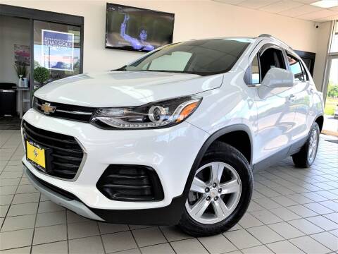 2018 Chevrolet Trax for sale at SAINT CHARLES MOTORCARS in Saint Charles IL