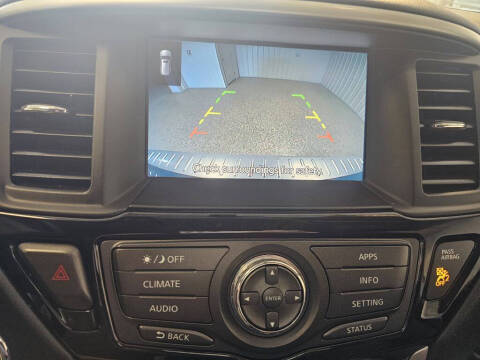 2020 Nissan Pathfinder S