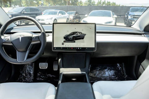 2023 Tesla Model 3 Performance