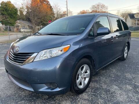 2014 Toyota Sienna for sale at Global Auto Import in Gainesville GA