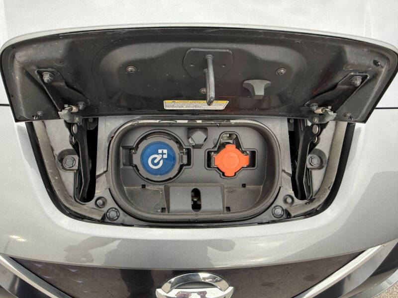 2020 Nissan LEAF SL PLUS