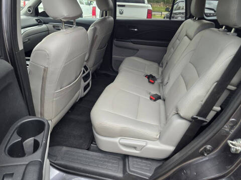 2017 Honda Pilot EX