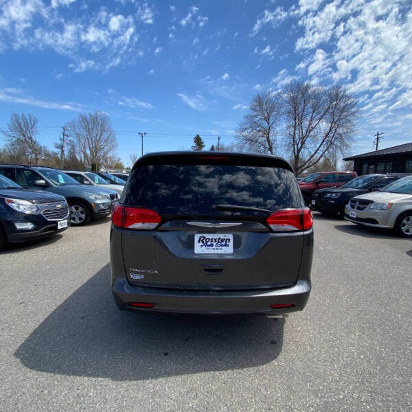 2017 Chrysler Pacifica Touring