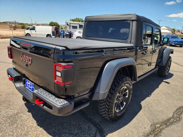 2026 Jeep Gladiator Shadow Ops
