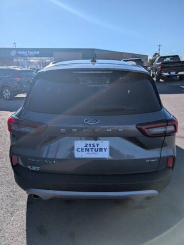 2024 Ford Escape Platinum