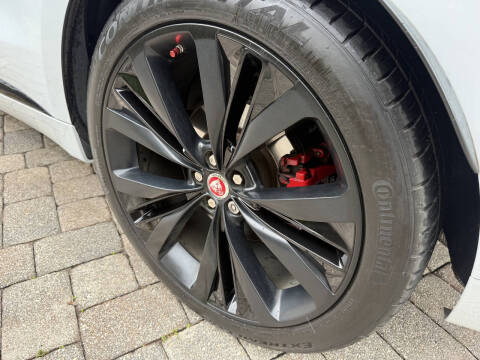 2018 Jaguar F-PACE S