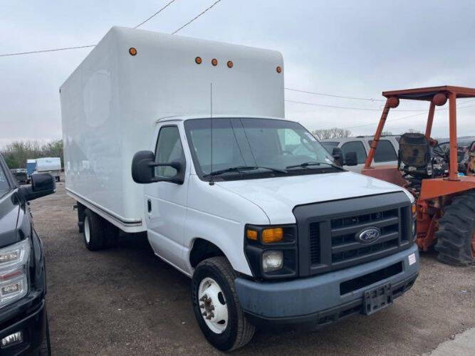 2017 Ford E-Series