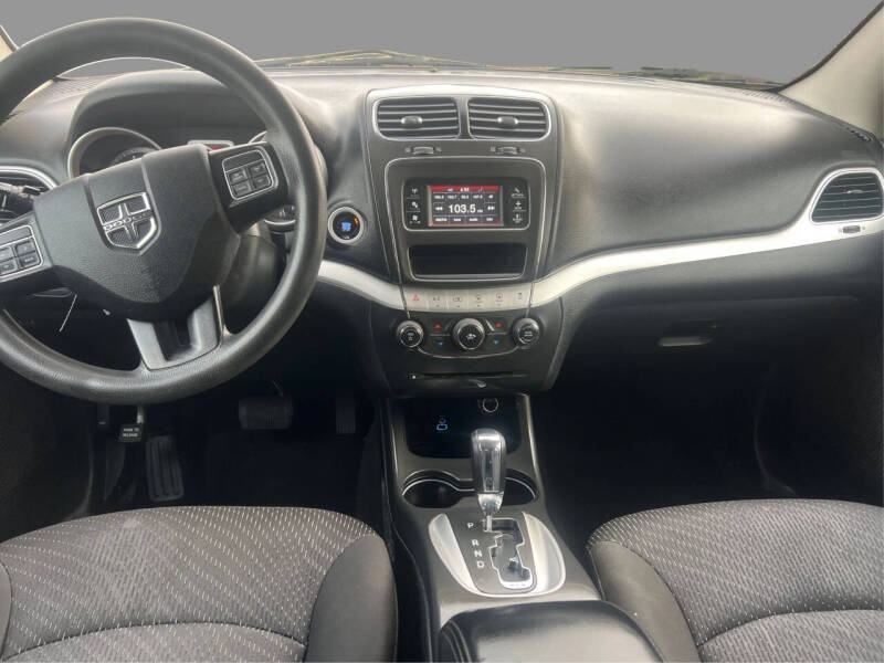 2017 Dodge Journey SE