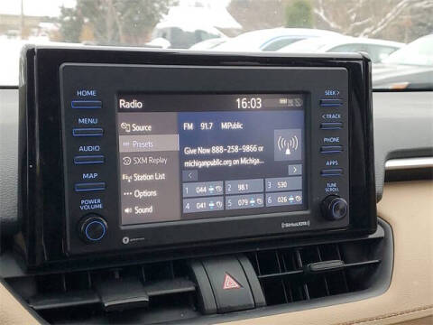 2022 Toyota RAV4 Hybrid XLE