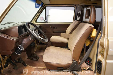 1982 Volkswagen Vanagon Camper