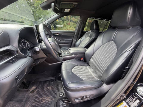 2021 Toyota Highlander XSE