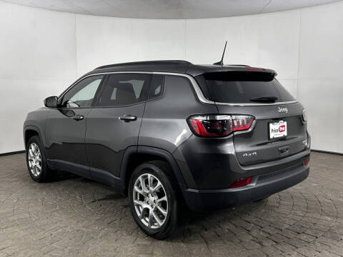 2023 Jeep Compass Latitude Lux