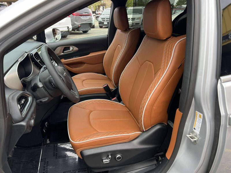 2024 Chrysler Pacifica Pinnacle