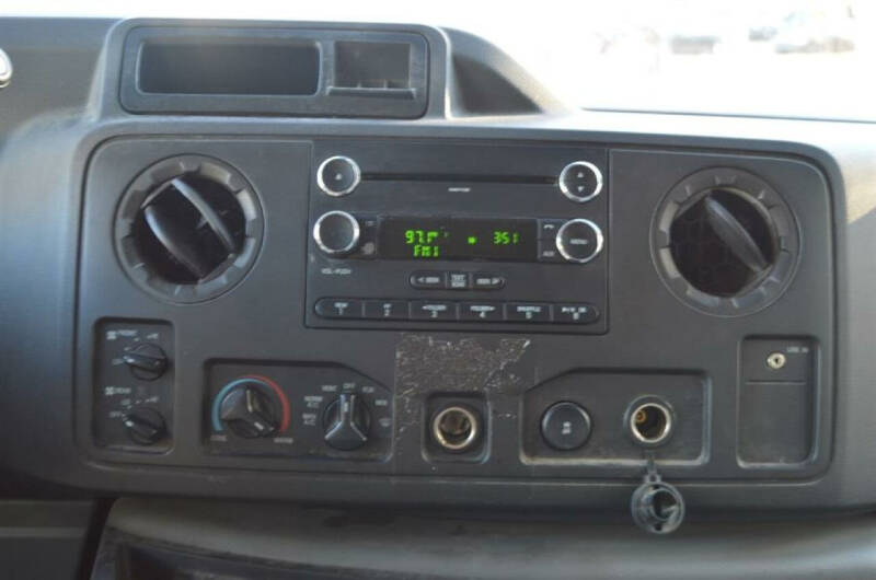 2009 Ford E-Series Wagon