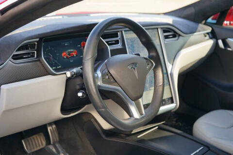 2015 Tesla Model S