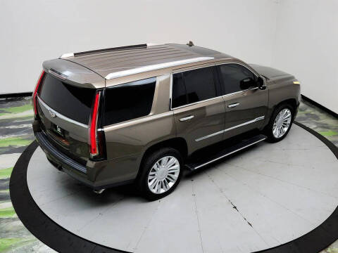 2016 Cadillac Escalade Platinum