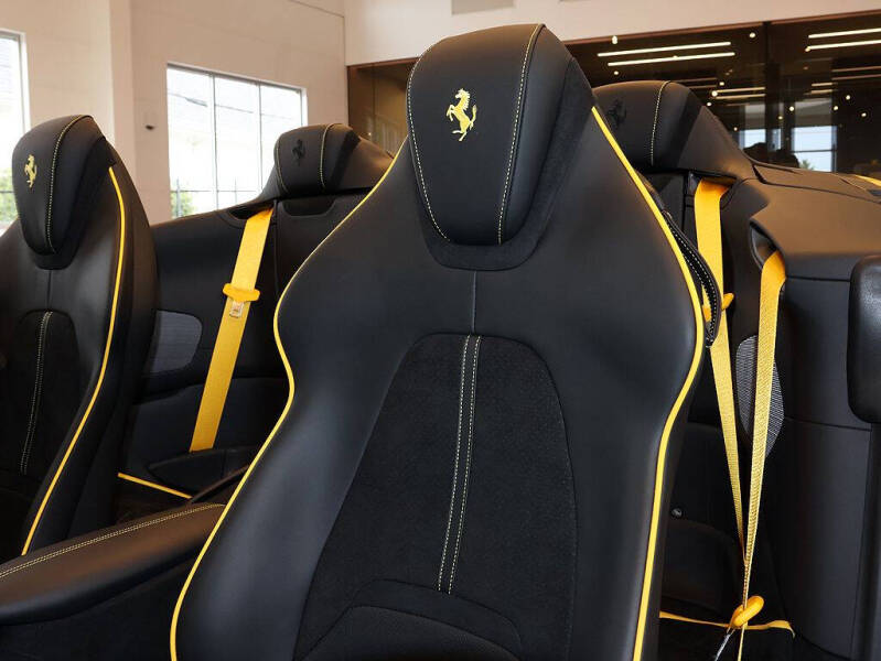 2025 Ferrari Roma Spider