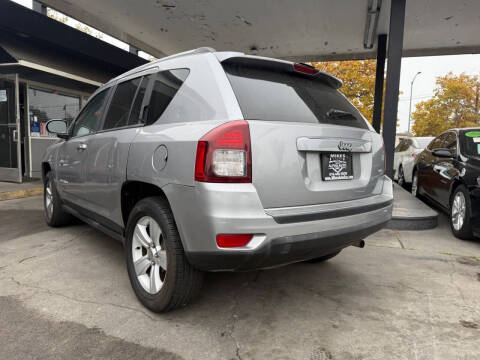 2016 Jeep Compass Latitude