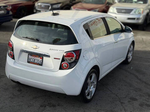 2016 Chevrolet Sonic LTZ Auto