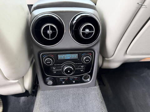 2012 Jaguar XJ