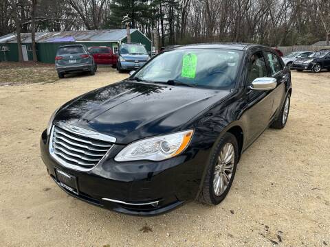 2011 Chrysler 200 for sale at Northwoods Auto & Truck Sales in Machesney Park IL