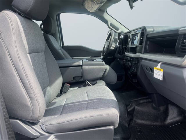 2025 Ford F-350 Super Duty XL