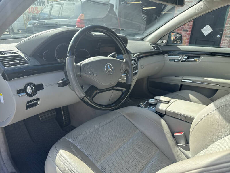 2011 Mercedes-Benz S-Class S 63 AMG