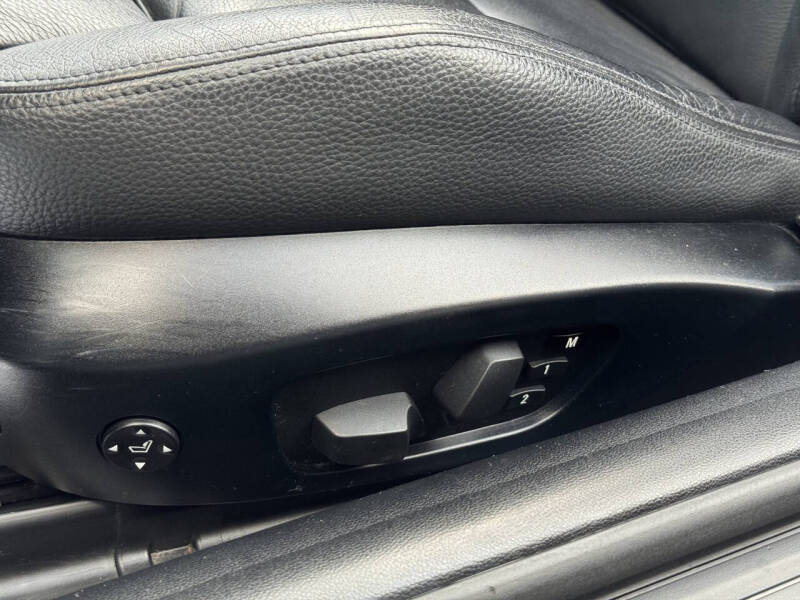 2011 BMW 3 Series 335i