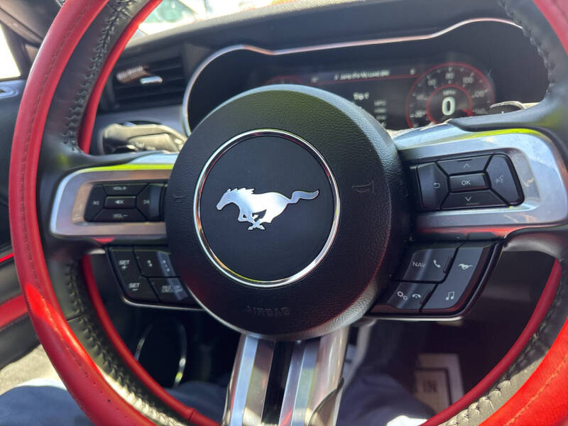2022 Ford Mustang EcoBoost Premium