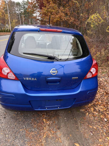 2012 Nissan Versa 1.8 S