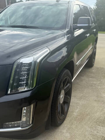 2017 Cadillac Escalade Platinum