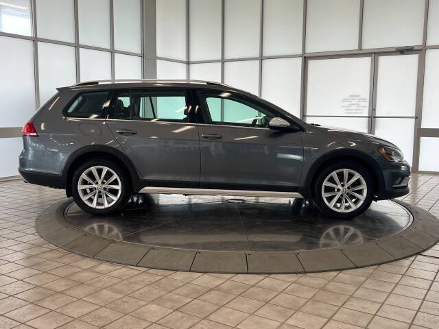 2017 Volkswagen Golf Alltrack