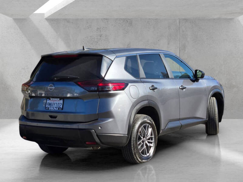 2024 Nissan Rogue S