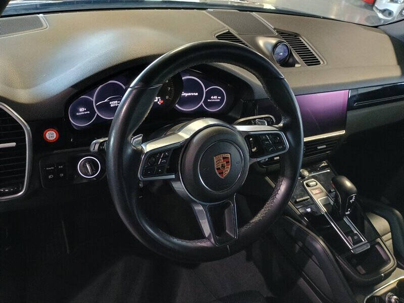 2019 Porsche Cayenne 38