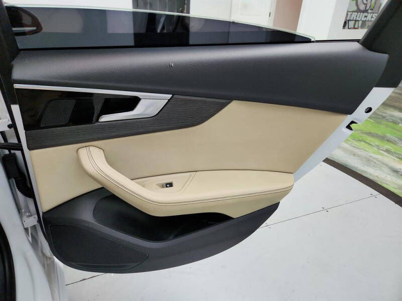 2022 Audi A4 quattro S line Prem Plus 45 TFSI