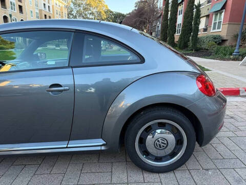 2012 Volkswagen Beetle 2.5L PZEV