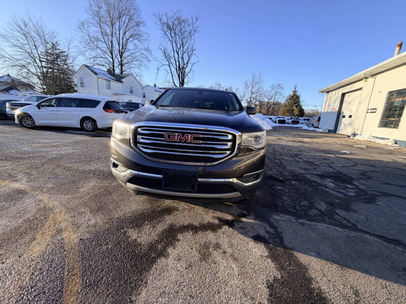 2017 GMC Acadia SLE-2