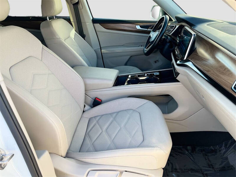 2024 Volkswagen Atlas SE 4Motion