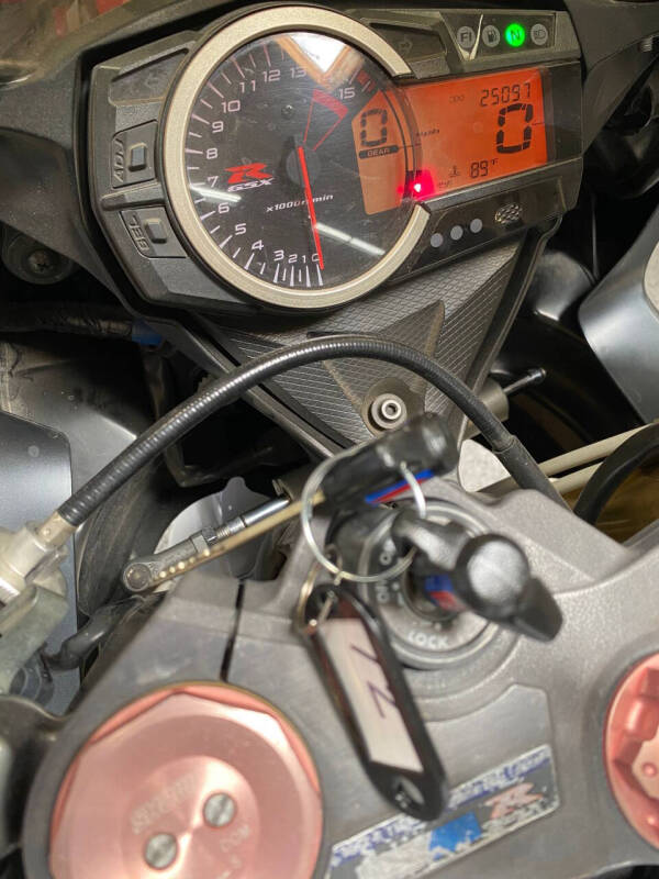 2013 Suzuki GSX-R1000